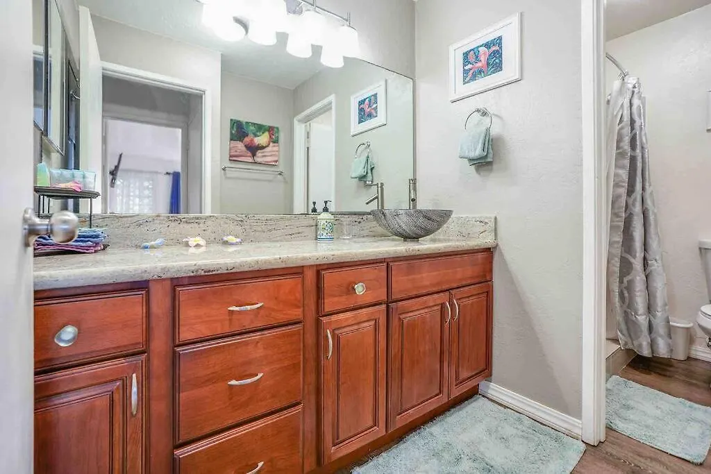 Ideal Coconut Coast Condo Kapa'a